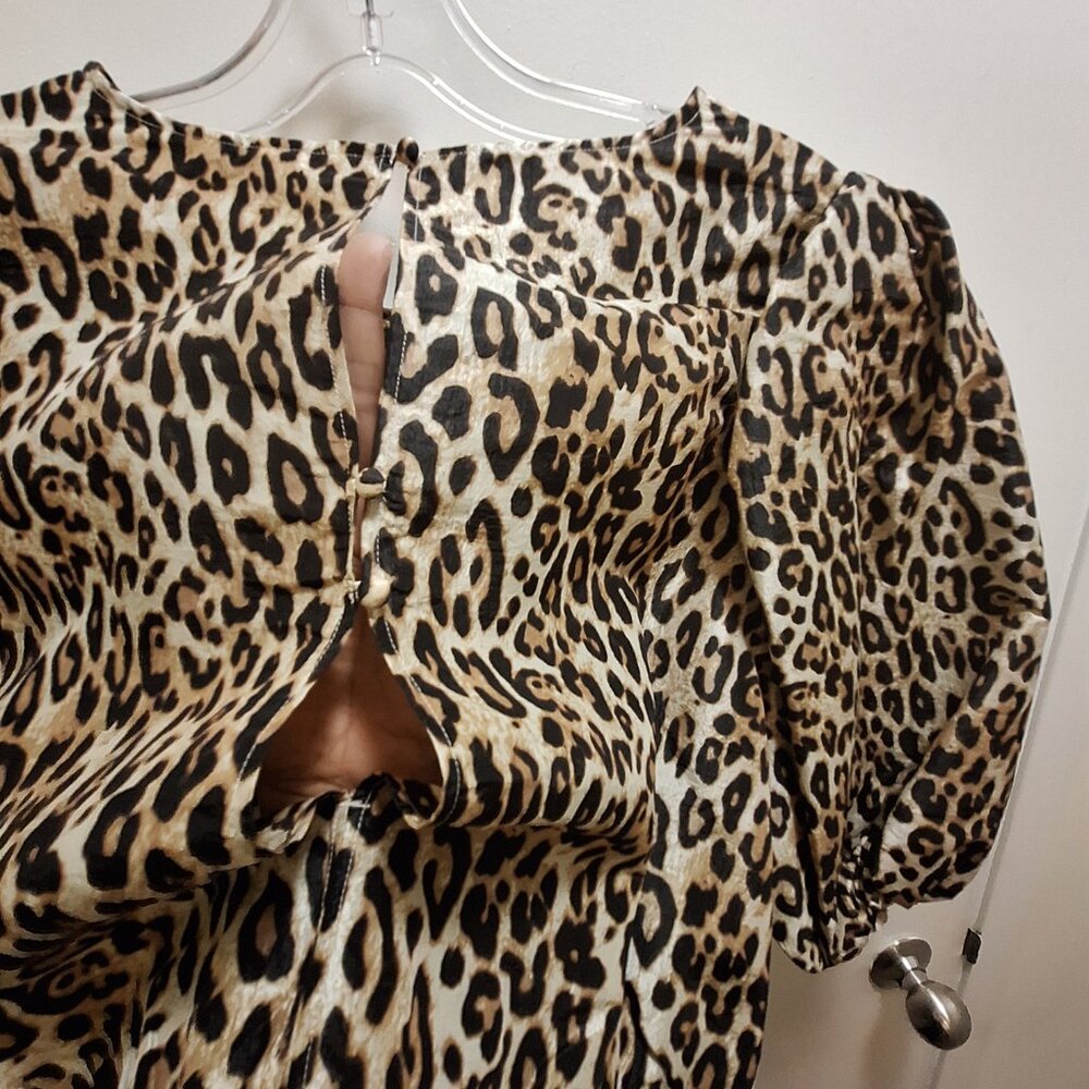 H&M TOP NEW. - Picture 3 of 4